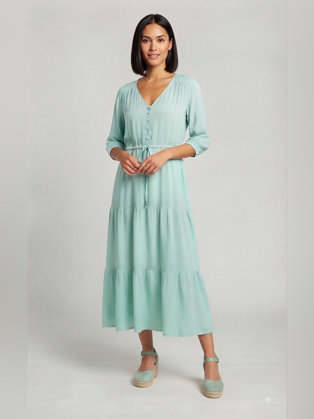 Cassee’s Mint Tiered Button-Front Maxi Dress with Drawstring